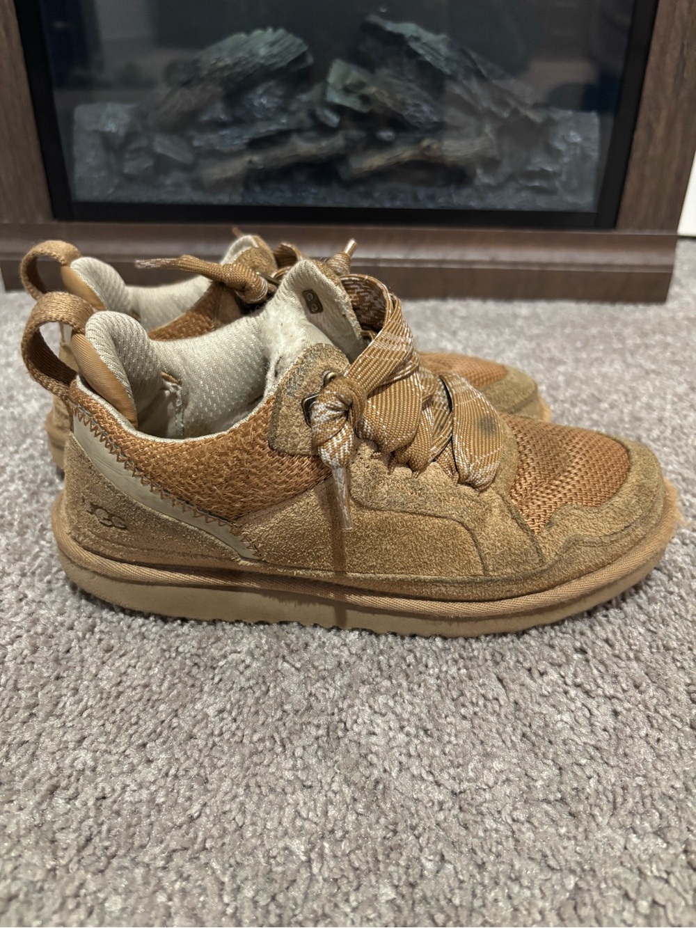 UGG Kids Lace-Up Sneakers in Tan and Cream